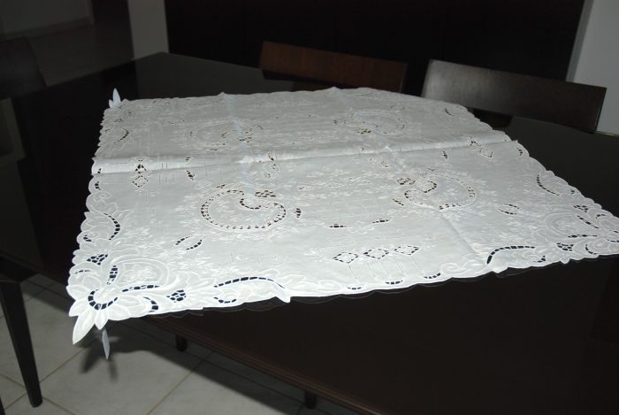 Handmade cutwork white square tablecloth - Image 2