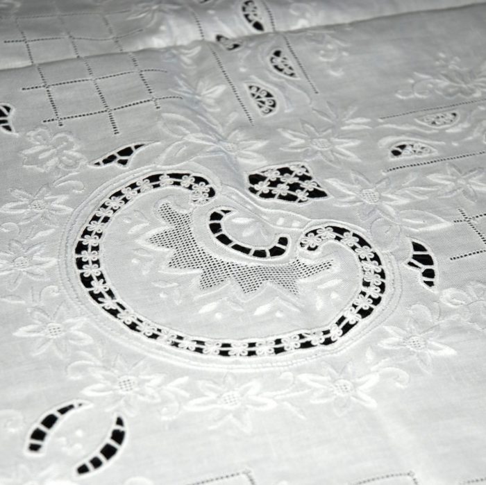Handmade cutwork white square tablecloth