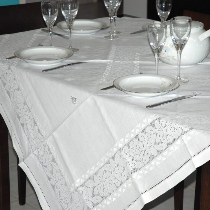 Handmade cutwork white tablecloth