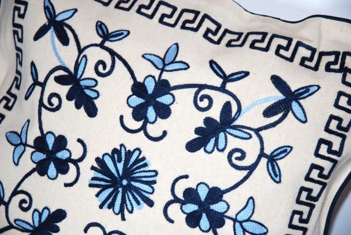 Decorative cushion embroidered with traditional greek design - Image 3
