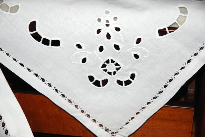 Set of 3 handmade cutwork white tablecloth