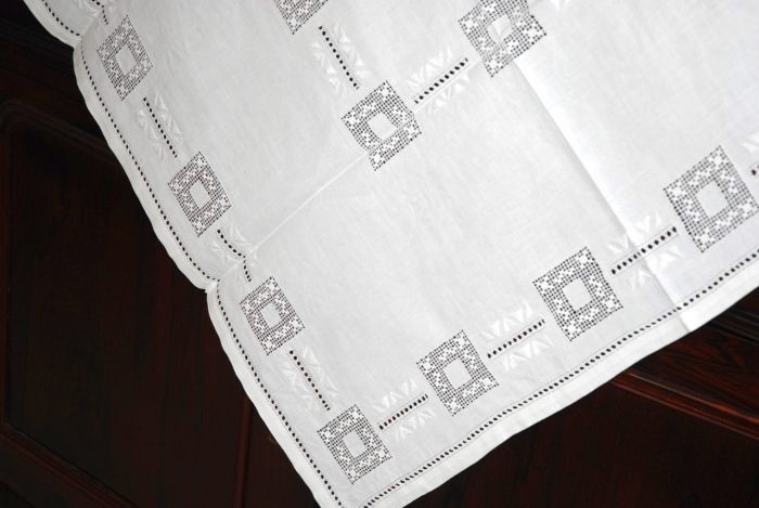 Handmade cutwork white square tablecloth - Image 2