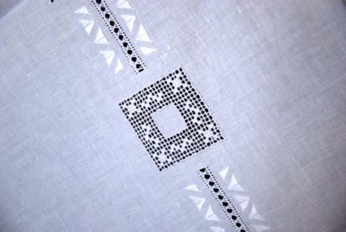 Handmade cutwork white square tablecloth - Image 4