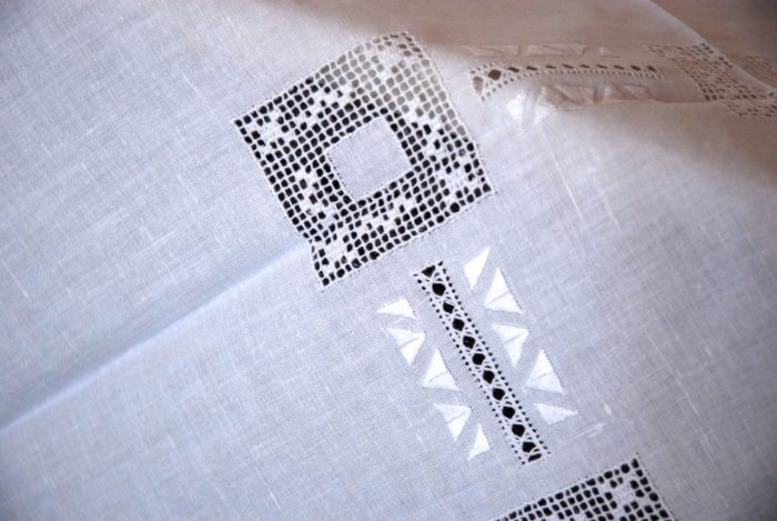 Handmade cutwork white square tablecloth - Image 5