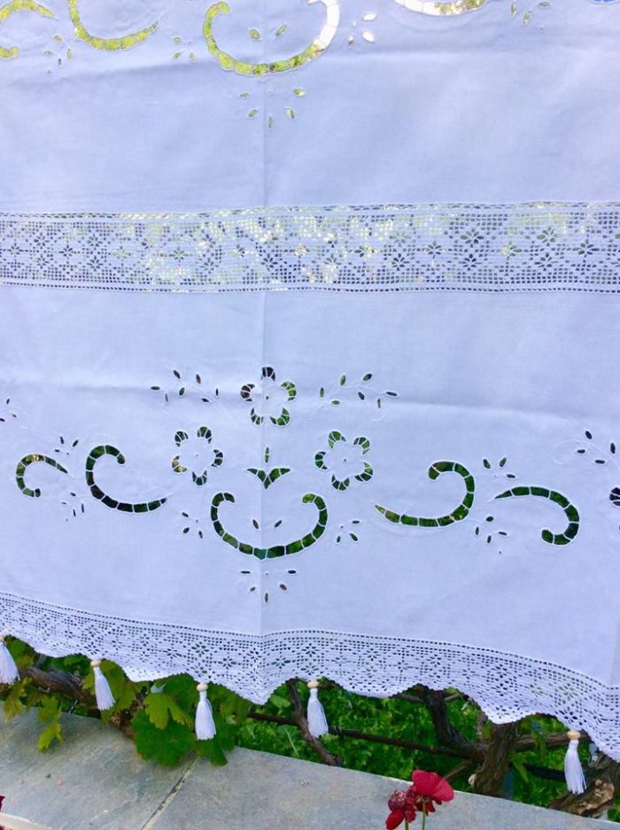 Cutwork handmade curtain with croche - Image 3