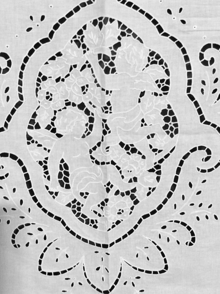 Cutwork handmade curtain with angels old traditional pattern - Image 3