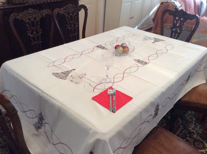 Christmas tablecloth with Christmas tree pattern - Image 7