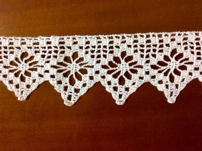 Handmade croche lace, white 5cm - Image 2