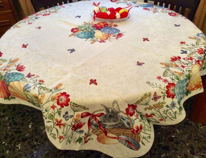 Easter tableware, tablecloth and runner - Image 2